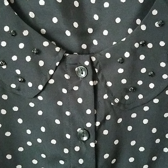 Top - Picture 2 of 2